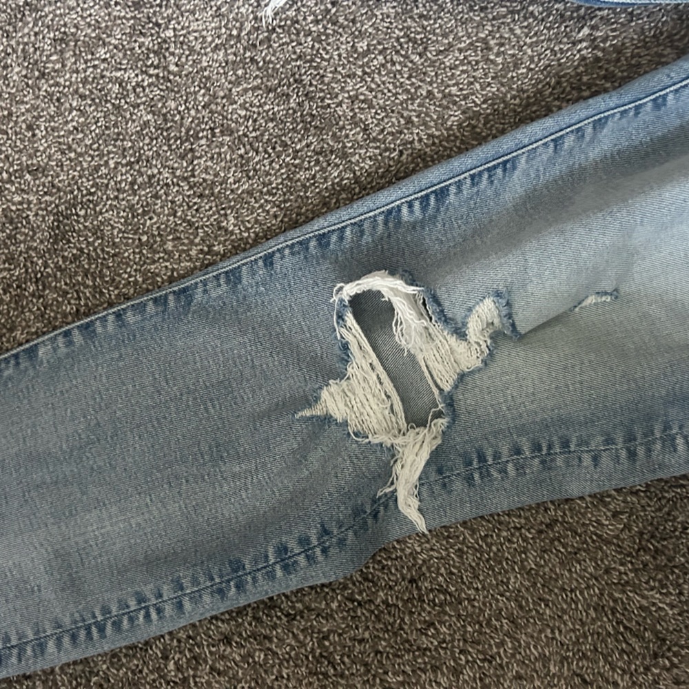 American Eagle AE77 Premium Mom Jeans - Picture 2 of 8